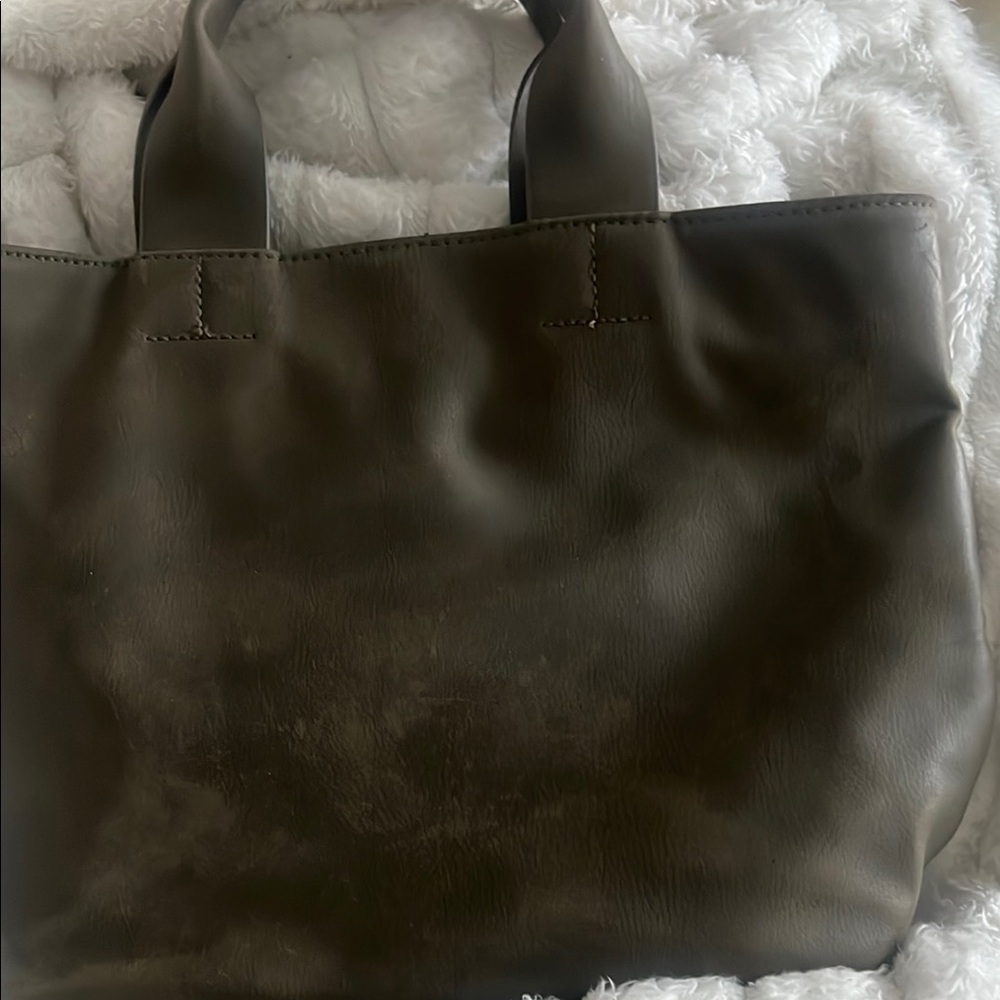 Universal Thread Olive Satchel